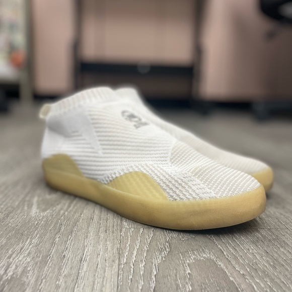 adidas Other - Adidas 3ST.002 Primeknit 'Cloud White' sneakers gum rubber outsole men’s size 8